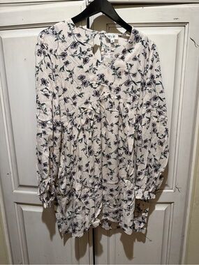 Light Cream Floral Long-Sleeve Women's Blouse